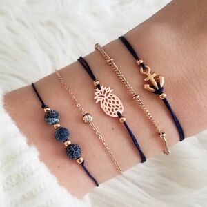 *LYRIK* 5-Pc Black Pineapple Fashion Bracelet Set